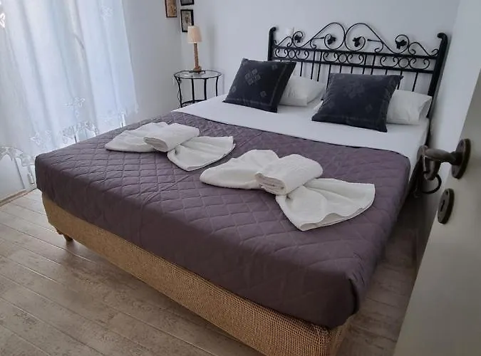 Hara's In , Paros Holiday home *