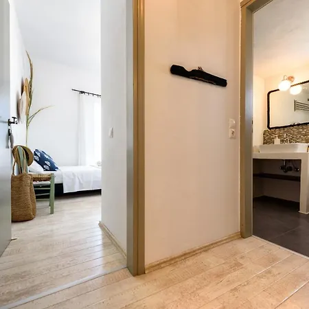 Hara's In , Paros Naousa (Paros)