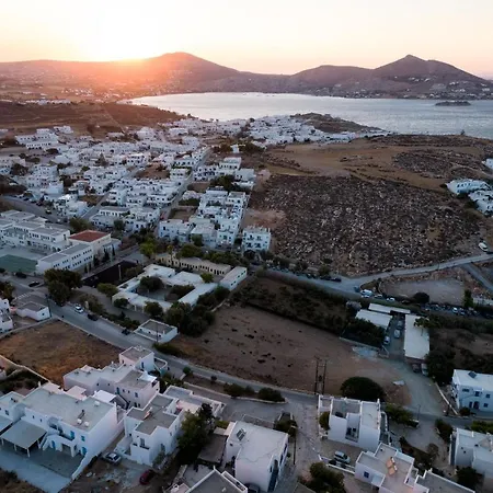 Hara's In , Paros Holiday home *