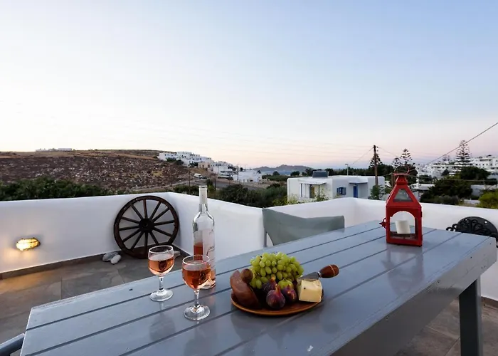 Hara's In , Paros Dom wakacyjny Nausa